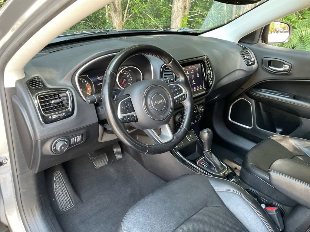 Used 2021 Jeep Compass Limited FWD image 21