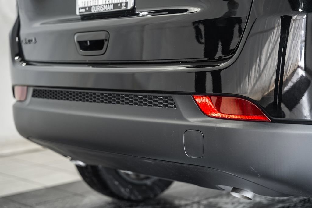 New 2026 Jeep Compass Latitude image 8