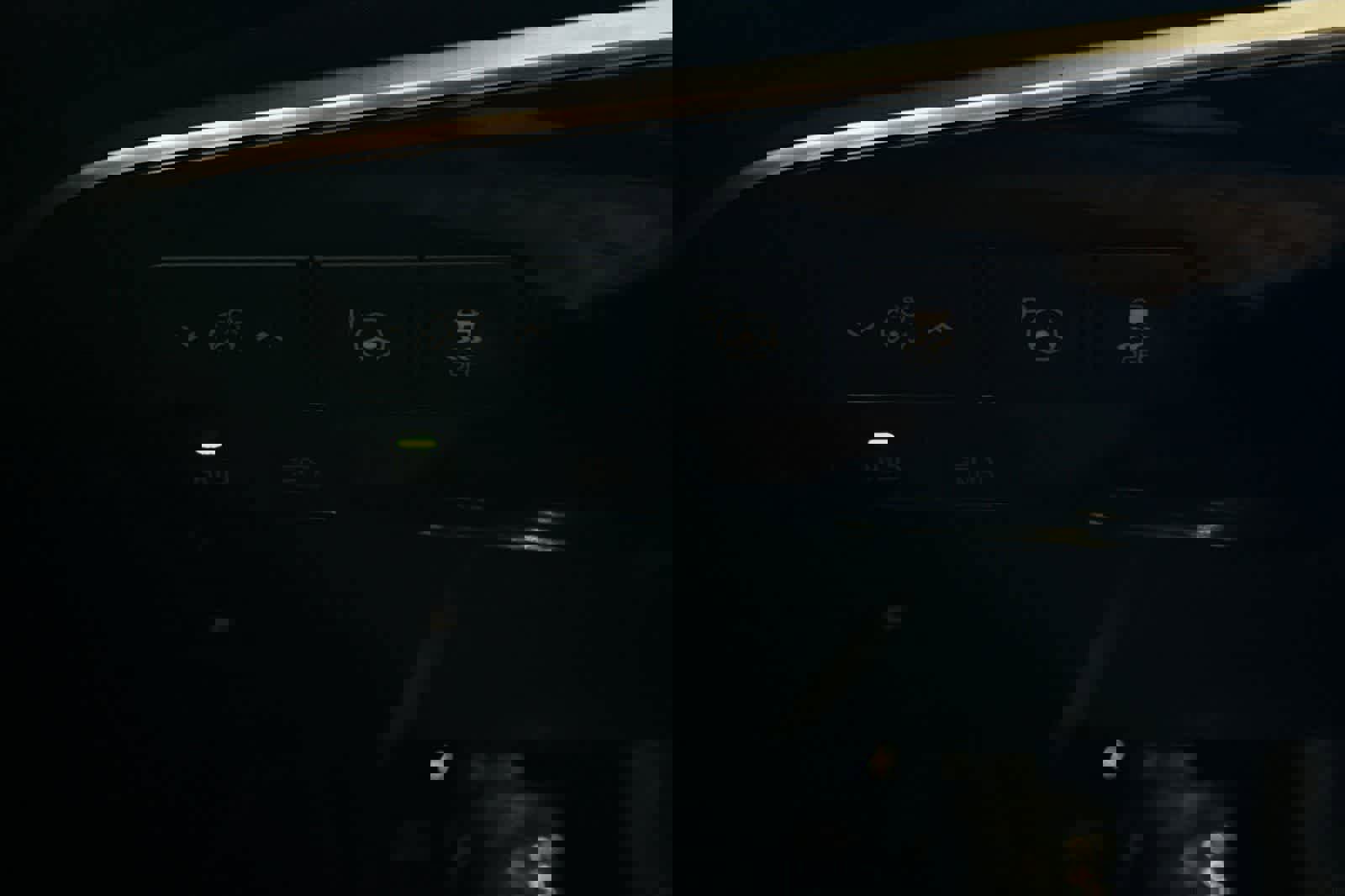 Used 2019 Toyota Prius Prime Advanced w/ Carpet Mat Package image 32