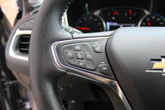 Used 2018 Chevrolet Equinox Premier AWD/4WD image 16