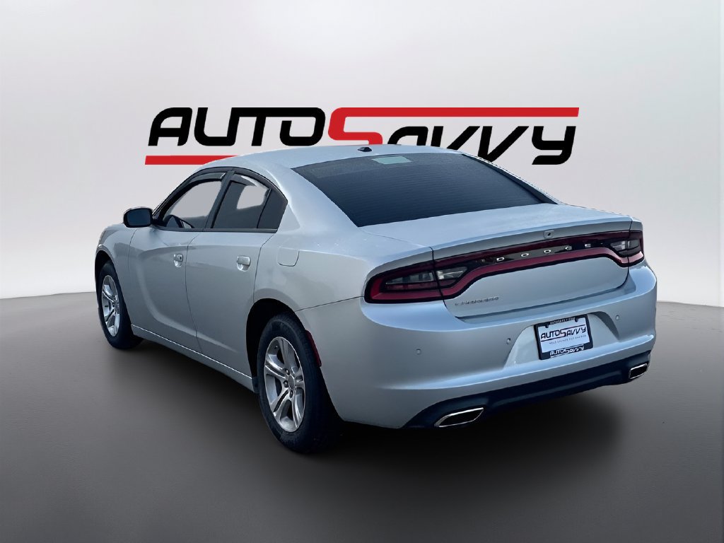 Used 2022 Dodge Charger SXT RWD image 5