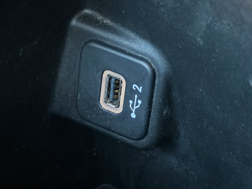 Used 2019 Jeep Wrangler Unlimited Sahara w/ LED Lighting Group AWD/4WD image 25