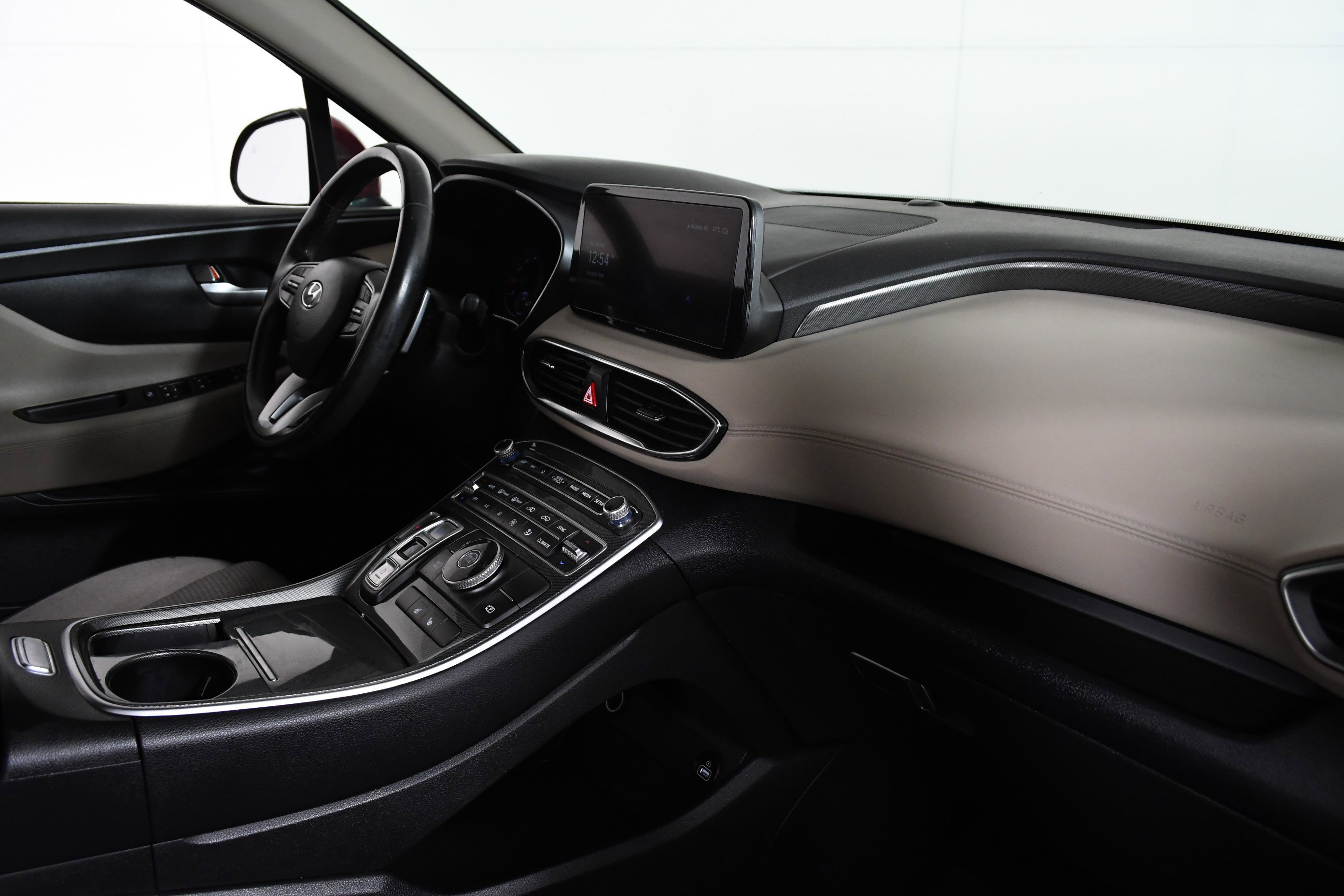 Used 2023 Hyundai Santa Fe SEL w/ Cargo Package image 27