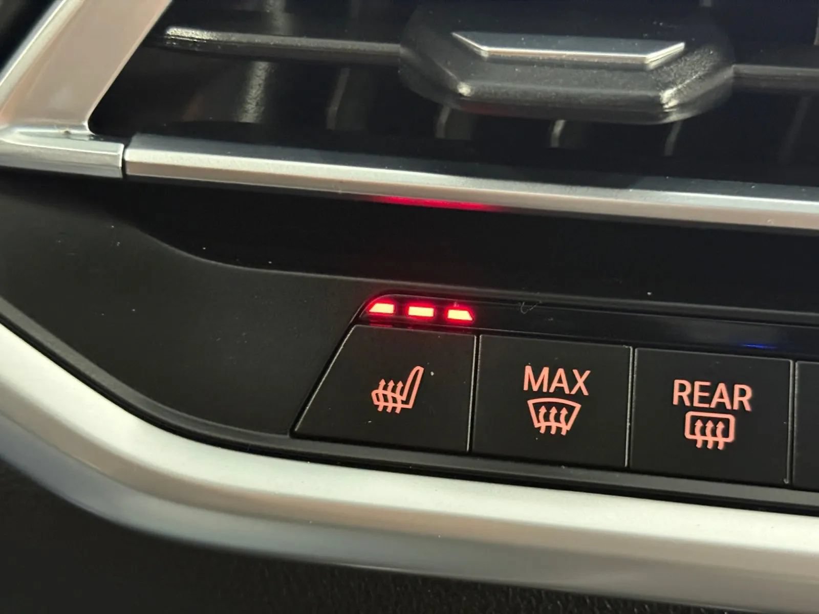 Used 2023 BMW X5 xDrive45e AWD/4WD image 15