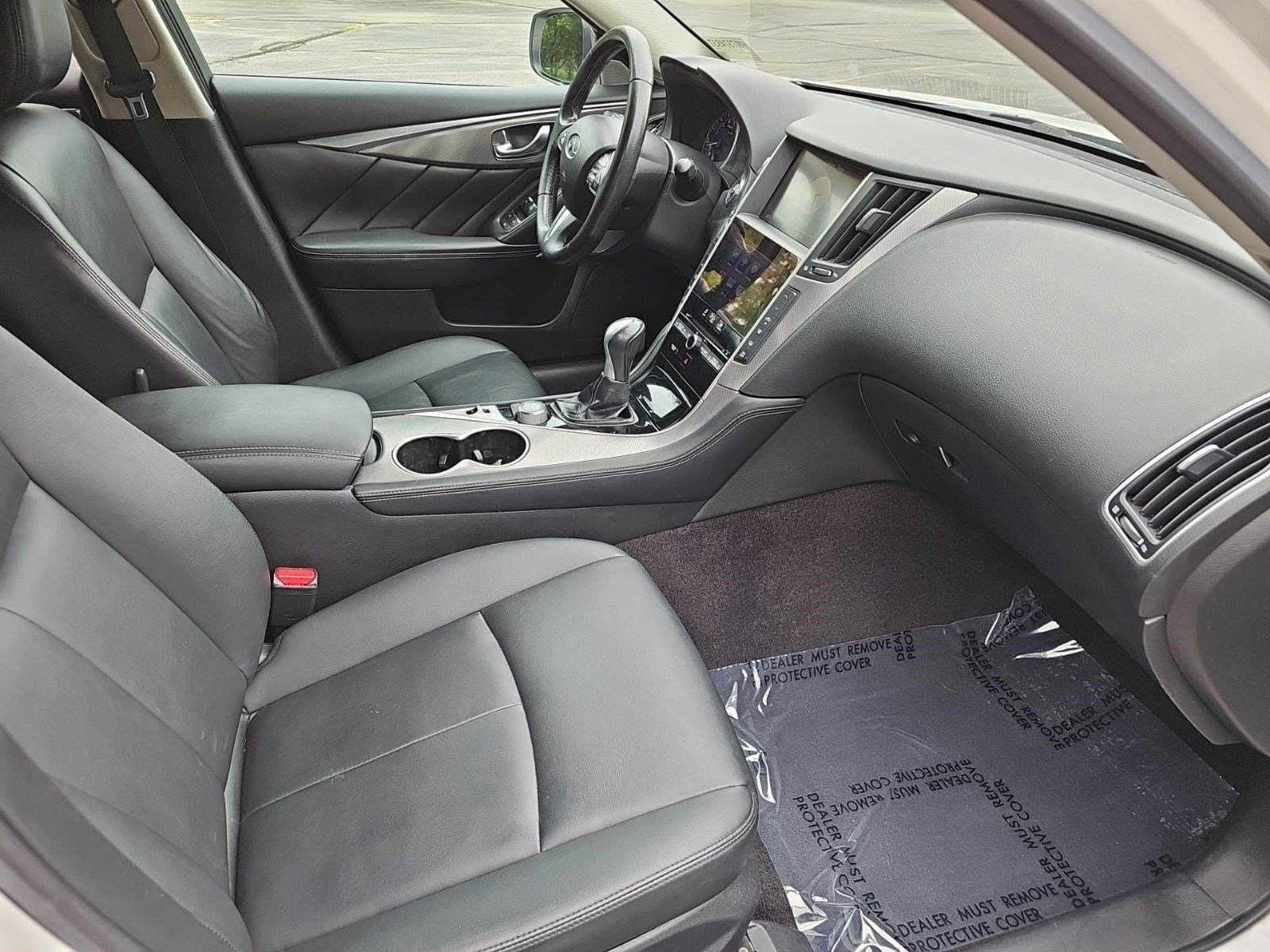 Used 2017 INFINITI Q50 3.0t Premium RWD image 10
