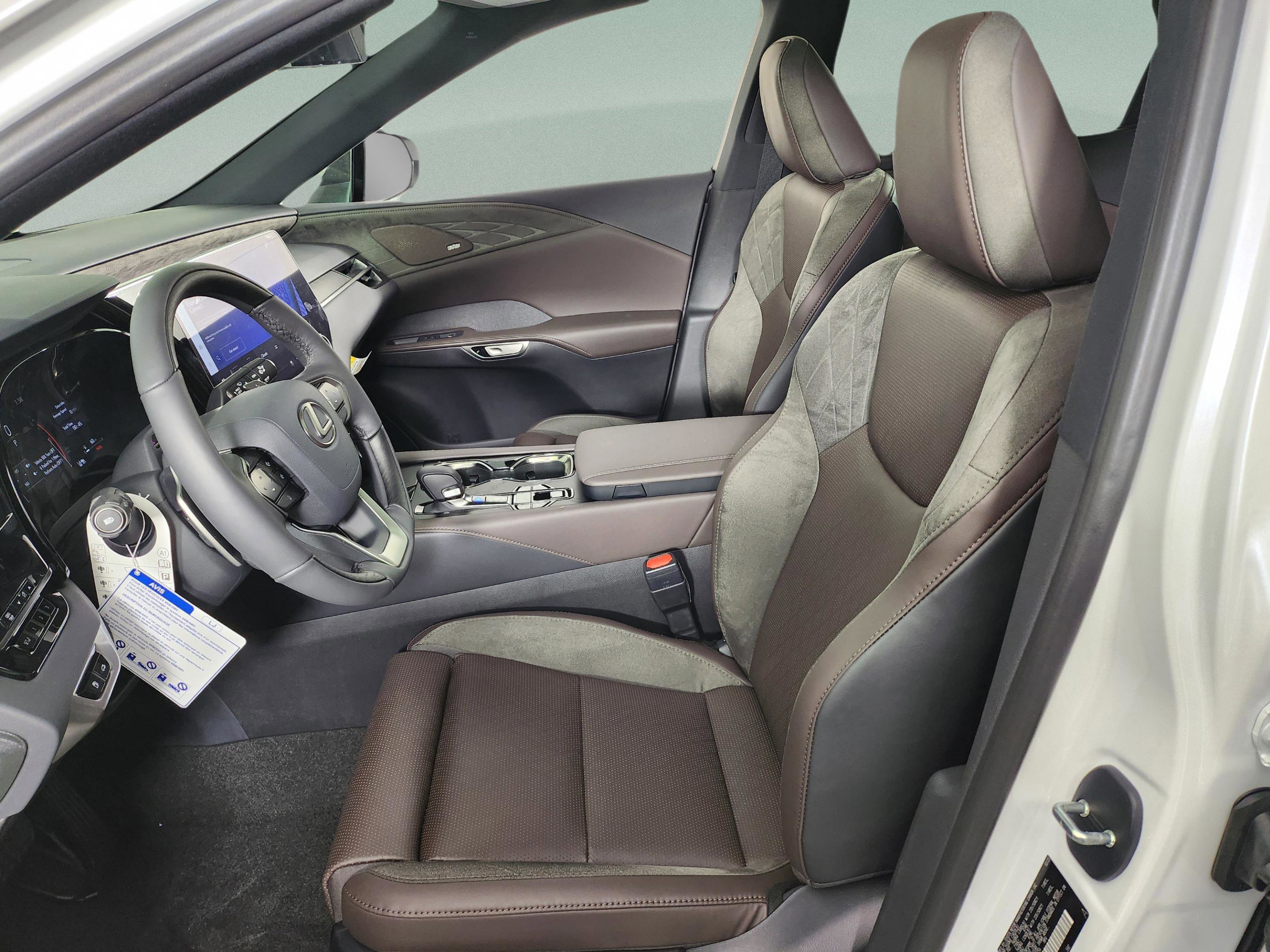 New 2026 Lexus RX 350 AWD image 16