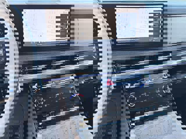 Used 2025 Hyundai Santa Fe Calligraphy image 25