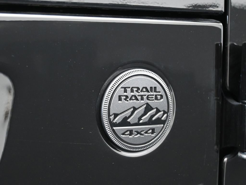 Used 2024 Jeep Gladiator Sport w/ Premium Package image 27