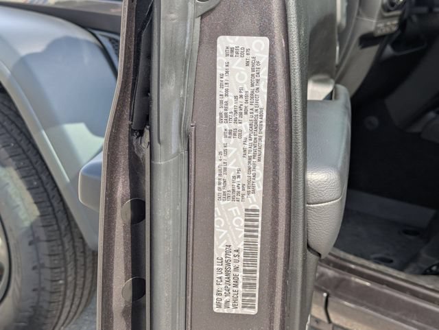Used 2025 Jeep Wrangler Sport AWD/4WD image 34