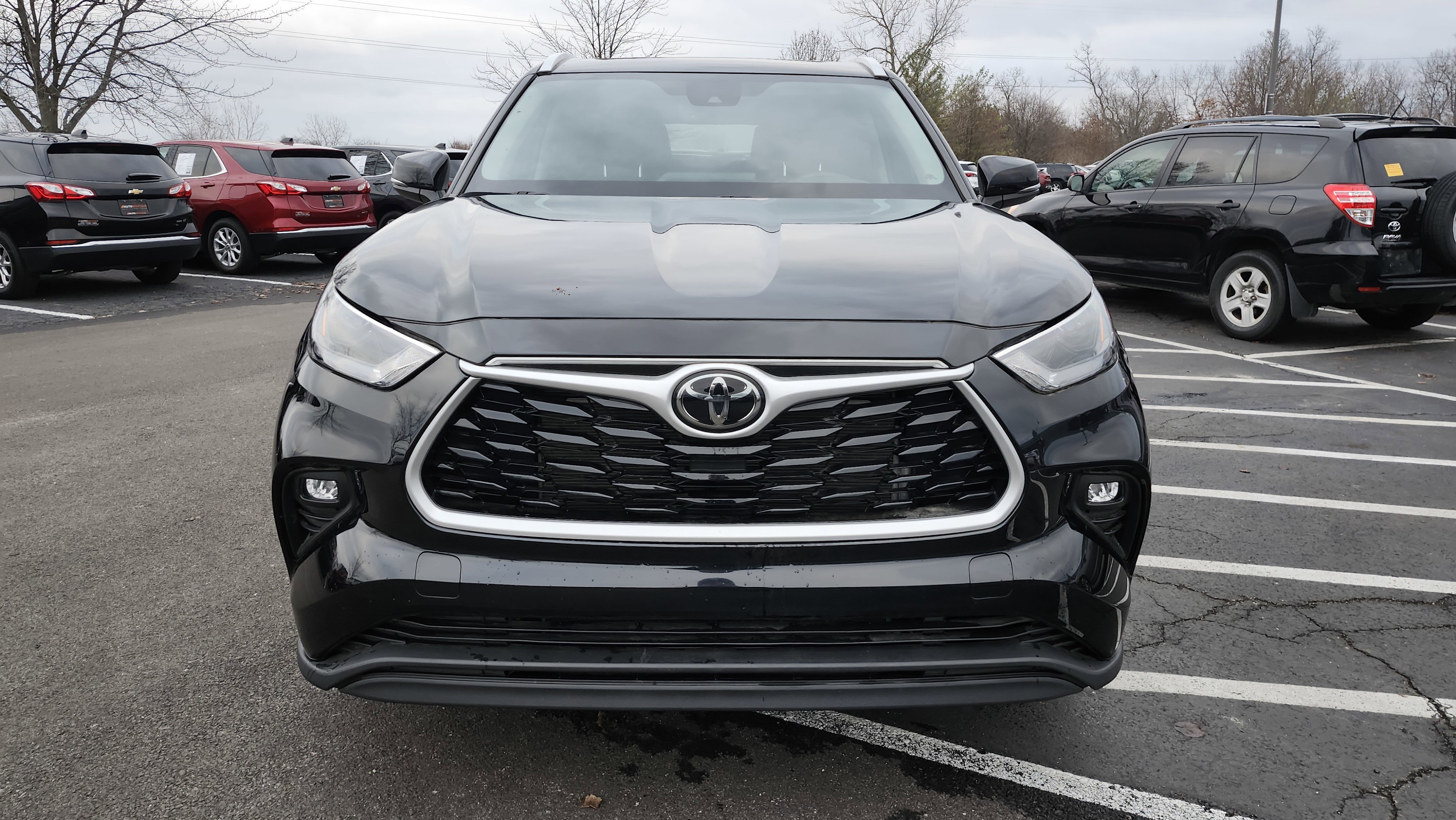 Used 2022 Toyota Highlander XLE image 15