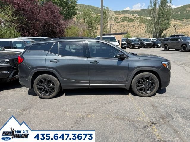 Used 2021 GMC Terrain SLE w/ Driver Convenience Package AWD/4WD image 4