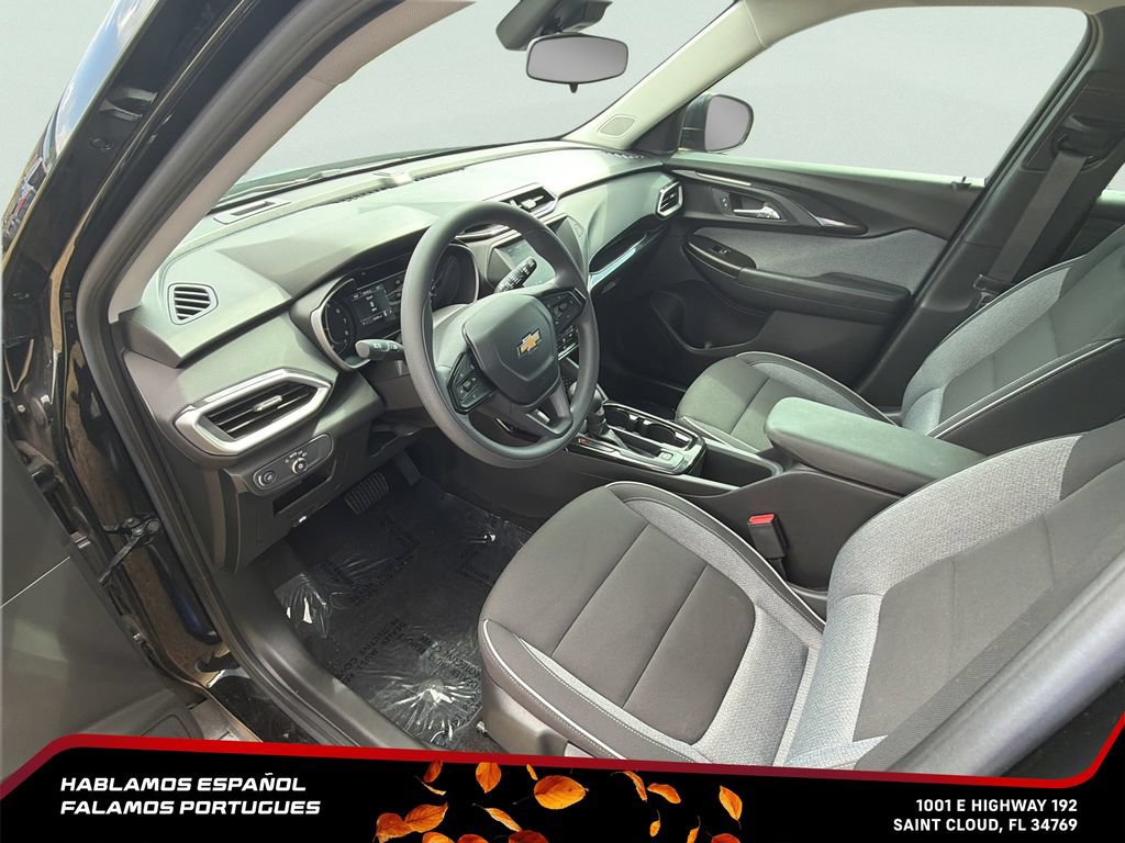 Used 2023 Chevrolet TrailBlazer LS FWD image 14