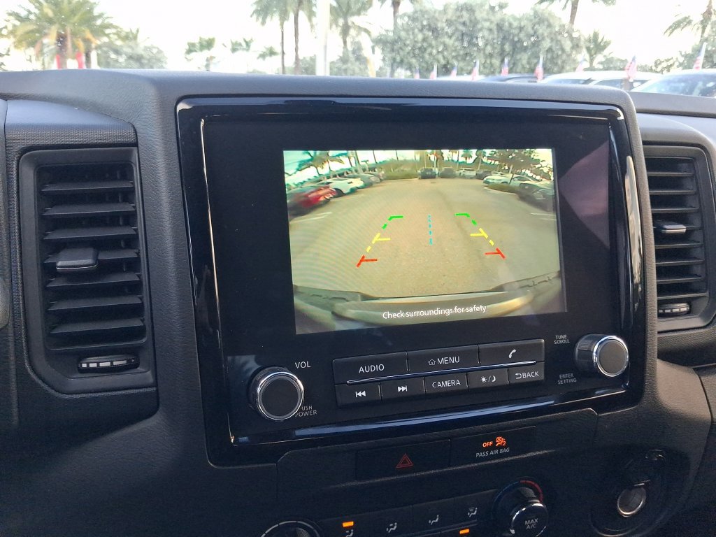 Used 2022 Nissan Frontier S w/ Technology Package RWD image 19
