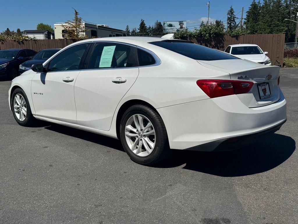 Used 2016 Chevrolet Malibu LT FWD image 5