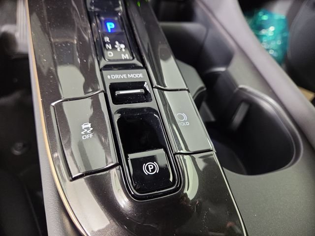 New 2026 Toyota Crown Platinum AWD/4WD image 28