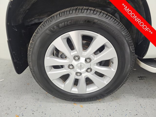 Used 2019 Toyota Sequoia Platinum AWD/4WD image 7