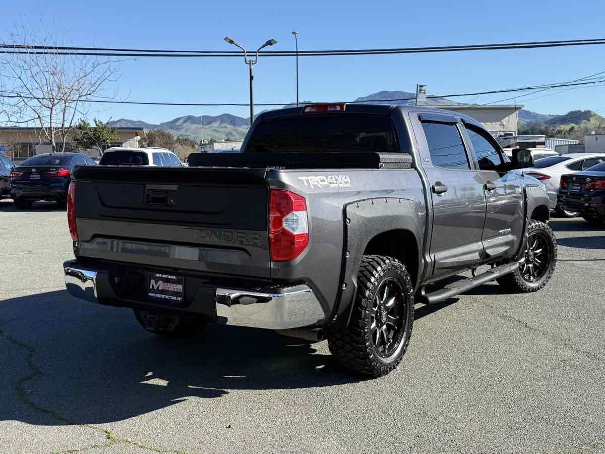 Used 2018 Toyota Tundra SR5 w/ TRD Off Road Package image 8