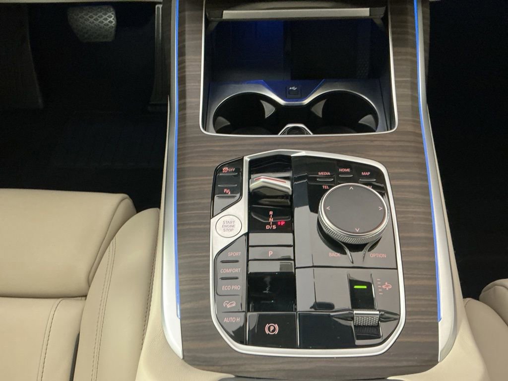 Certified 2024 BMW X7 xDrive40i image 13