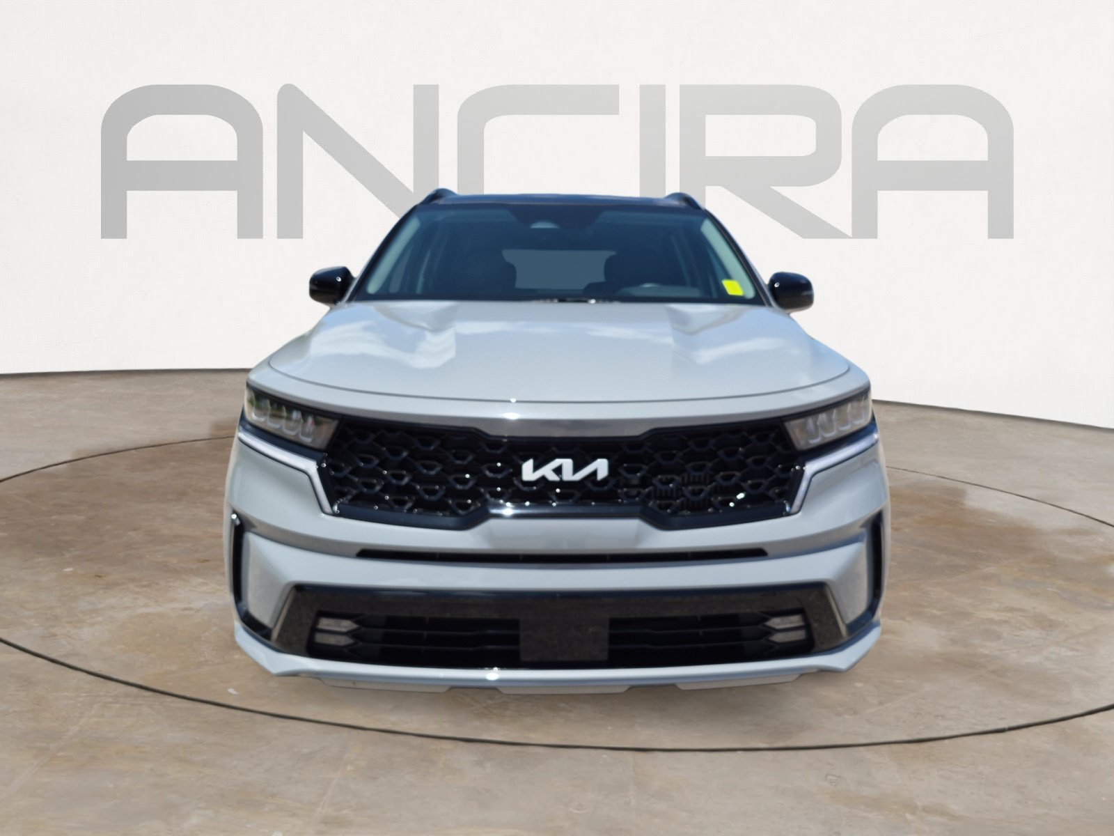 Used 2023 Kia Sorento EX w/ Panoramic Sunroof Package FWD image 4
