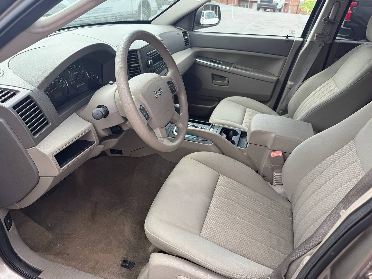 Used 2006 Jeep Grand Cherokee Laredo image 12