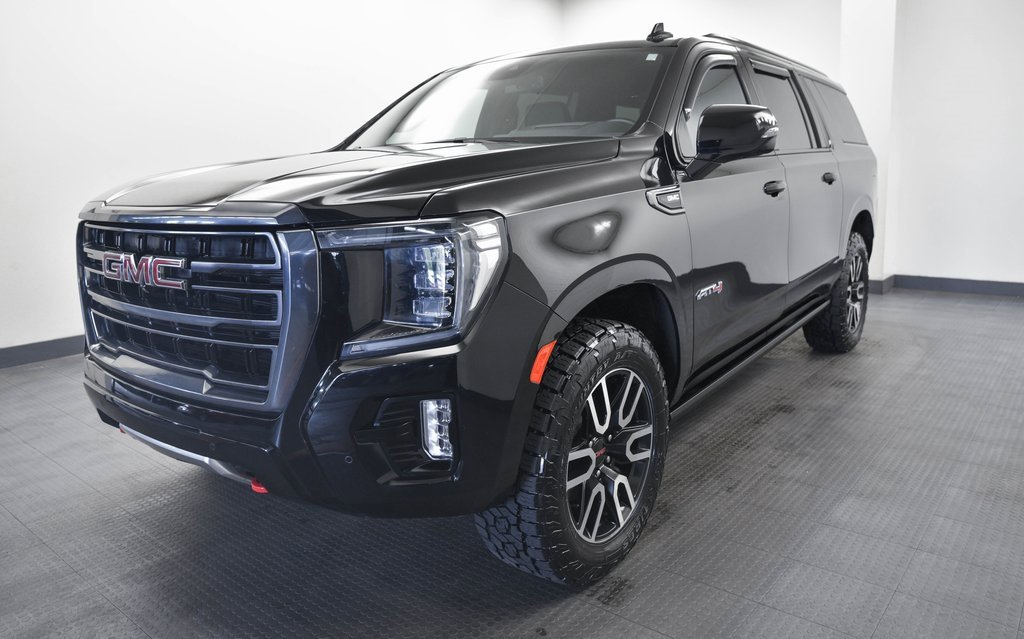 Used 2023 GMC Yukon XL AT4 image 3