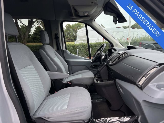 Used 2017 Ford Transit 350 XLT RWD image 27