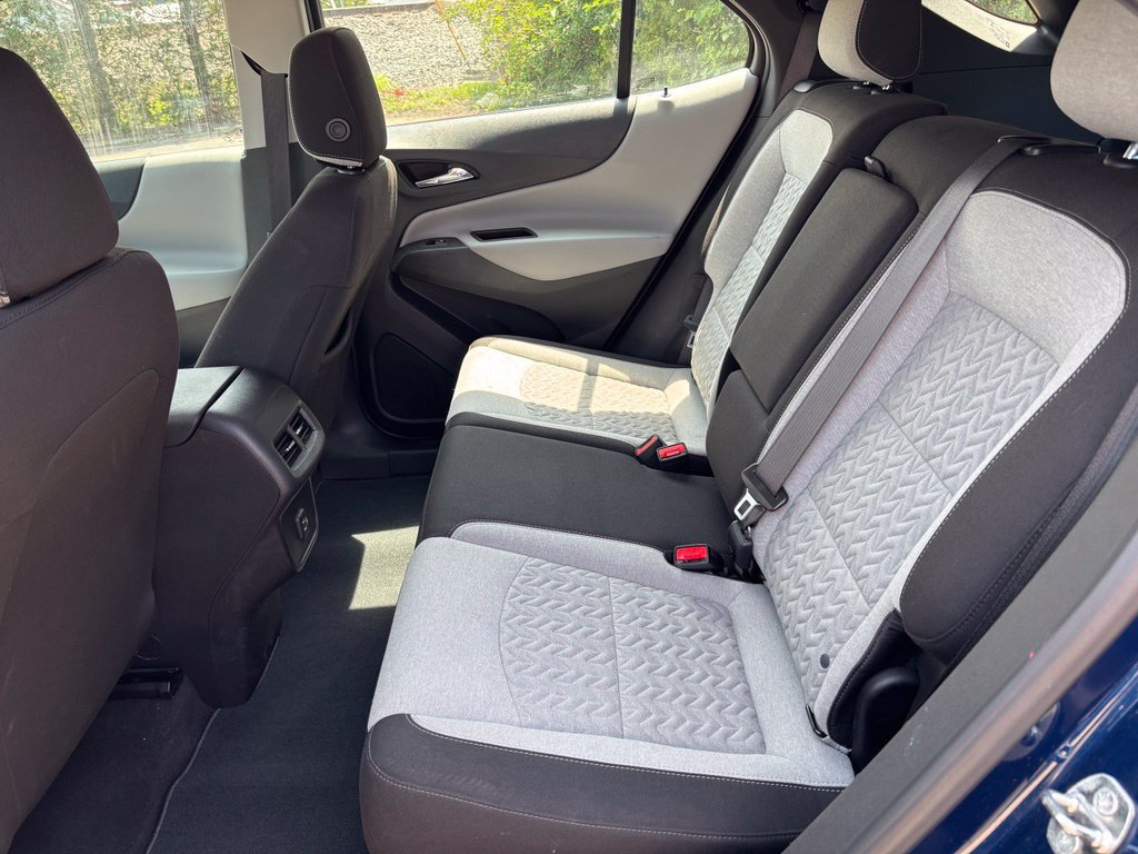 Used 2022 Chevrolet Equinox LS FWD image 22
