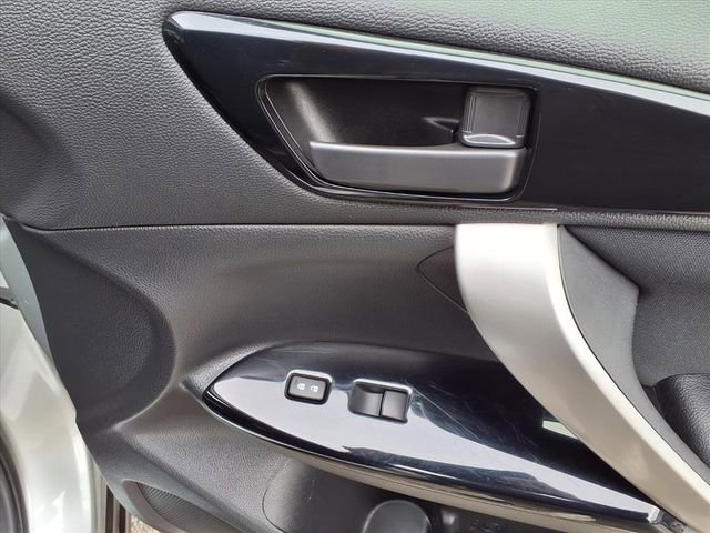 Used 2024 Mitsubishi Eclipse Cross LE image 6