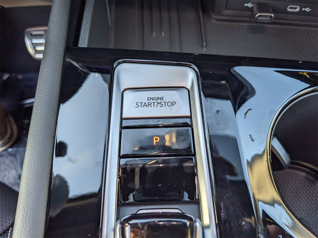New 2026 Volkswagen Atlas Cross Sport SEL R-Line image 23