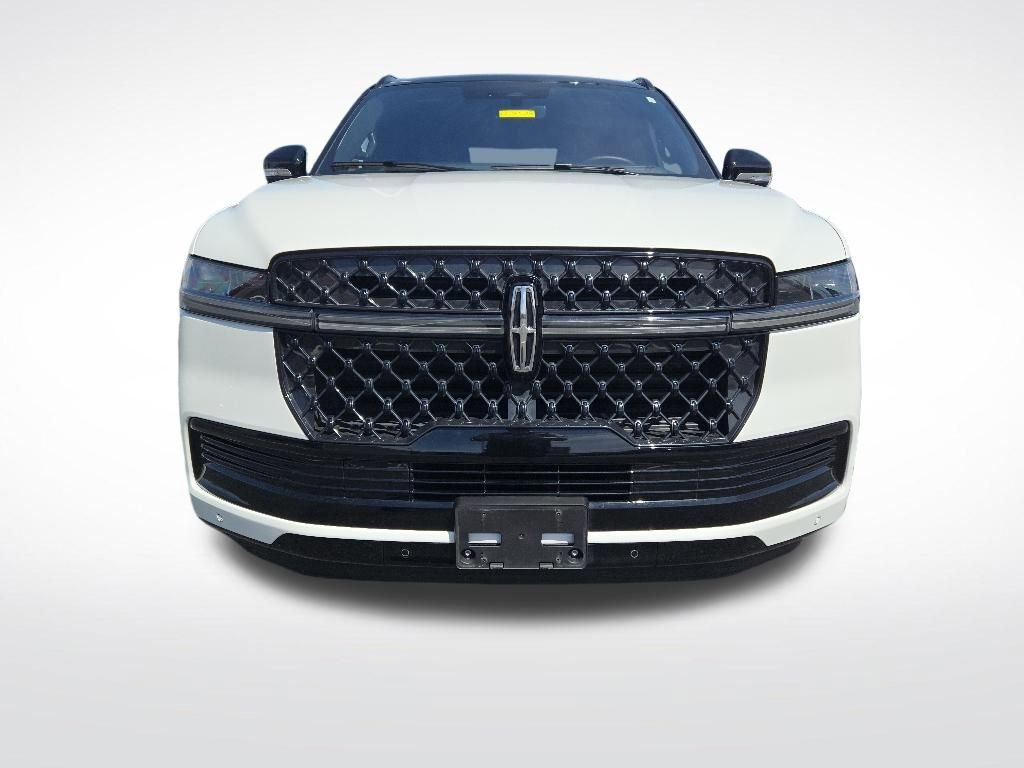 Used 2025 Lincoln Navigator Black Label AWD/4WD image 23