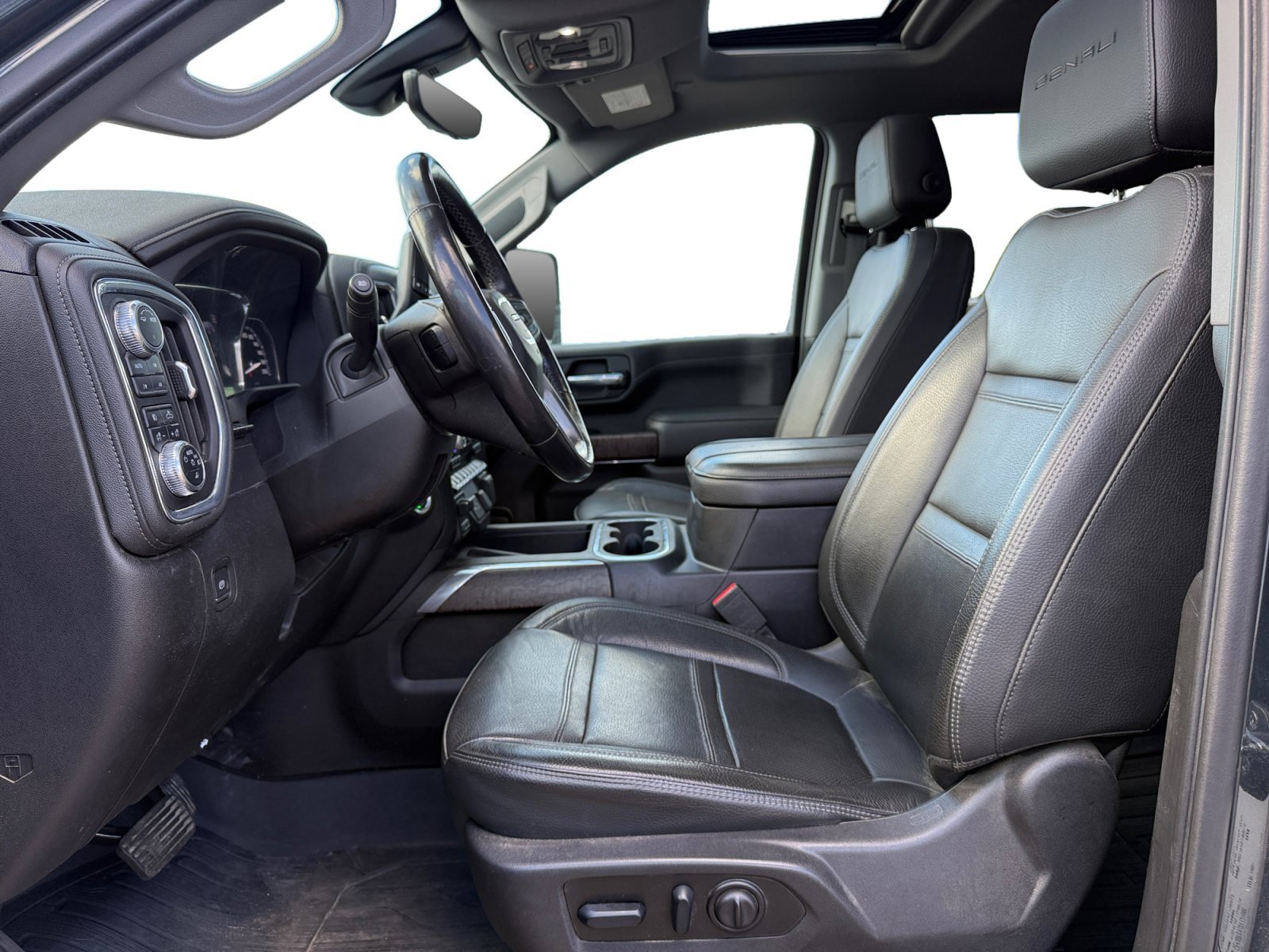 Used 2023 GMC Sierra 2500 Denali w/ Denali Ultimate Package AWD/4WD image 9