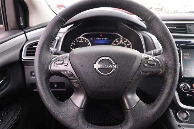 Used 2024 Nissan Murano SV w/ SV Midnight Edition Package image 10