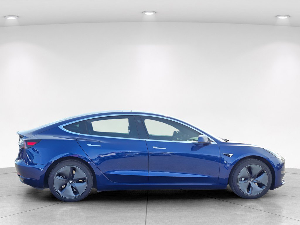 Used 2020 Tesla Model 3 Standard Range RWD image 7