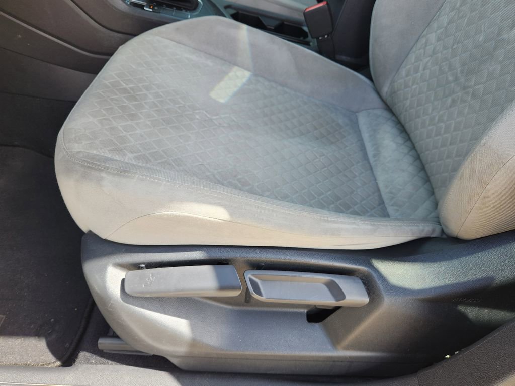 Used 2021 Volkswagen Tiguan S image 23