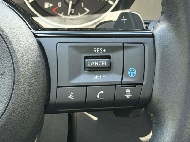 Used 2023 Nissan Rogue SV w/ SV Premium B Package AWD/4WD image 24