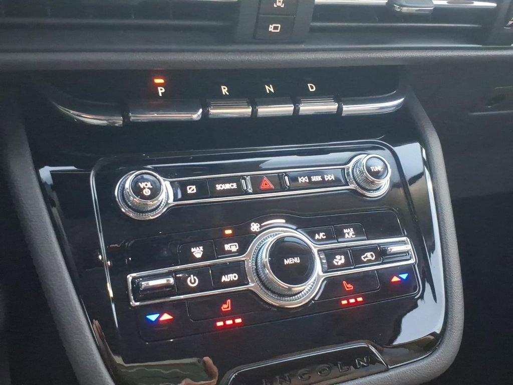 Certified 2022 Lincoln Corsair FWD image 24