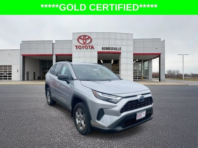 Certified 2024 Toyota RAV4 LE AWD/4WD image 1