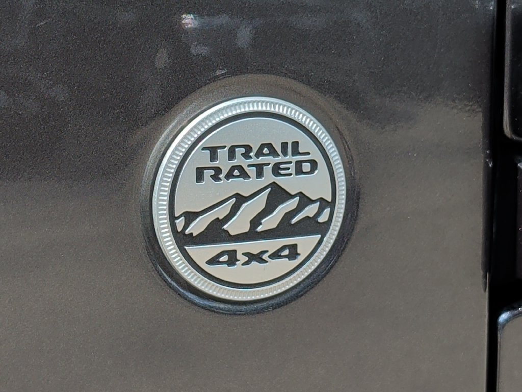 Used 2021 Jeep Wrangler Unlimited Sahara AWD/4WD image 44