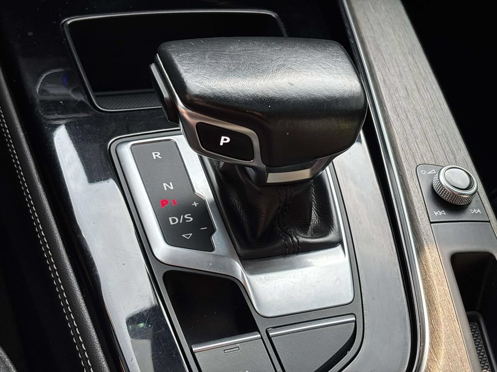 Used 2021 Audi A4 2.0T Premium Plus w/ Premium Plus Package AWD/4WD image 28