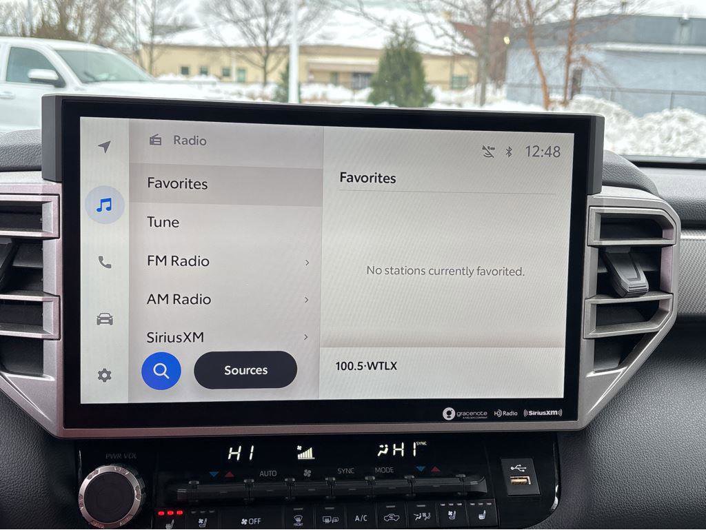 Used 2022 Toyota Tundra Limited image 6