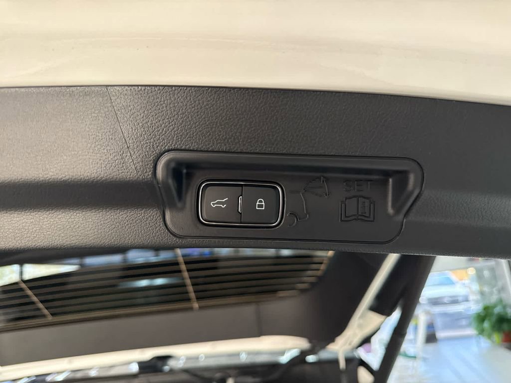 New 2026 Ford Explorer ST w/ Sun And Sound Package image 31