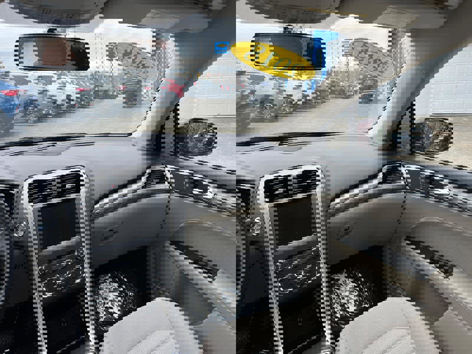 Used 2018 Ford Fusion SE w/ Fusion SE Technology Package image 37