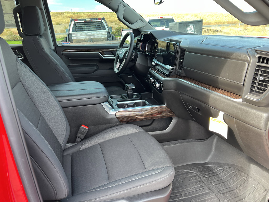 New 2025 GMC Sierra 1500 Elevation image 25