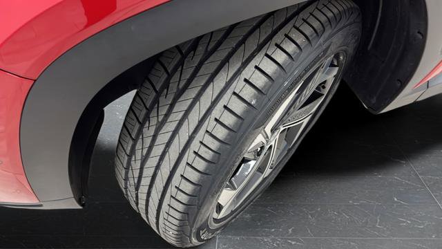 Used 2023 Hyundai Tucson Limited AWD/4WD image 40