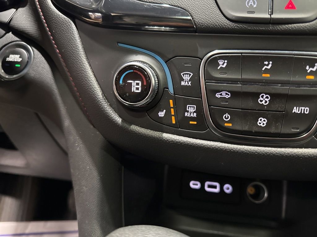 Used 2023 Chevrolet Equinox RS image 32