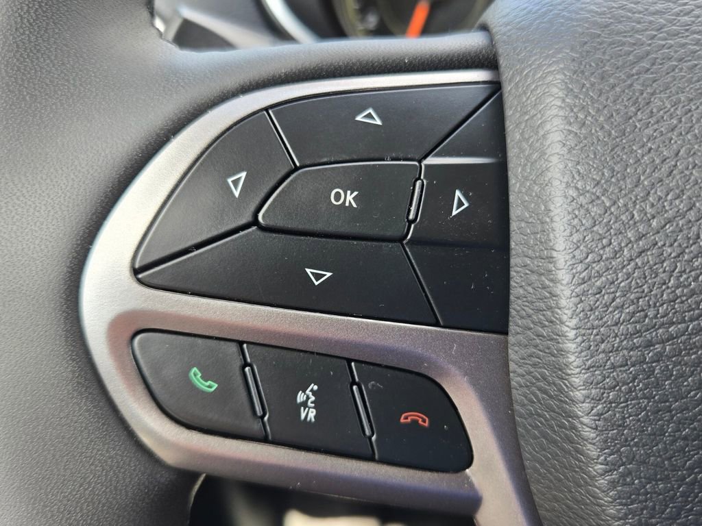 Used 2021 Jeep Cherokee Latitude Lux image 26