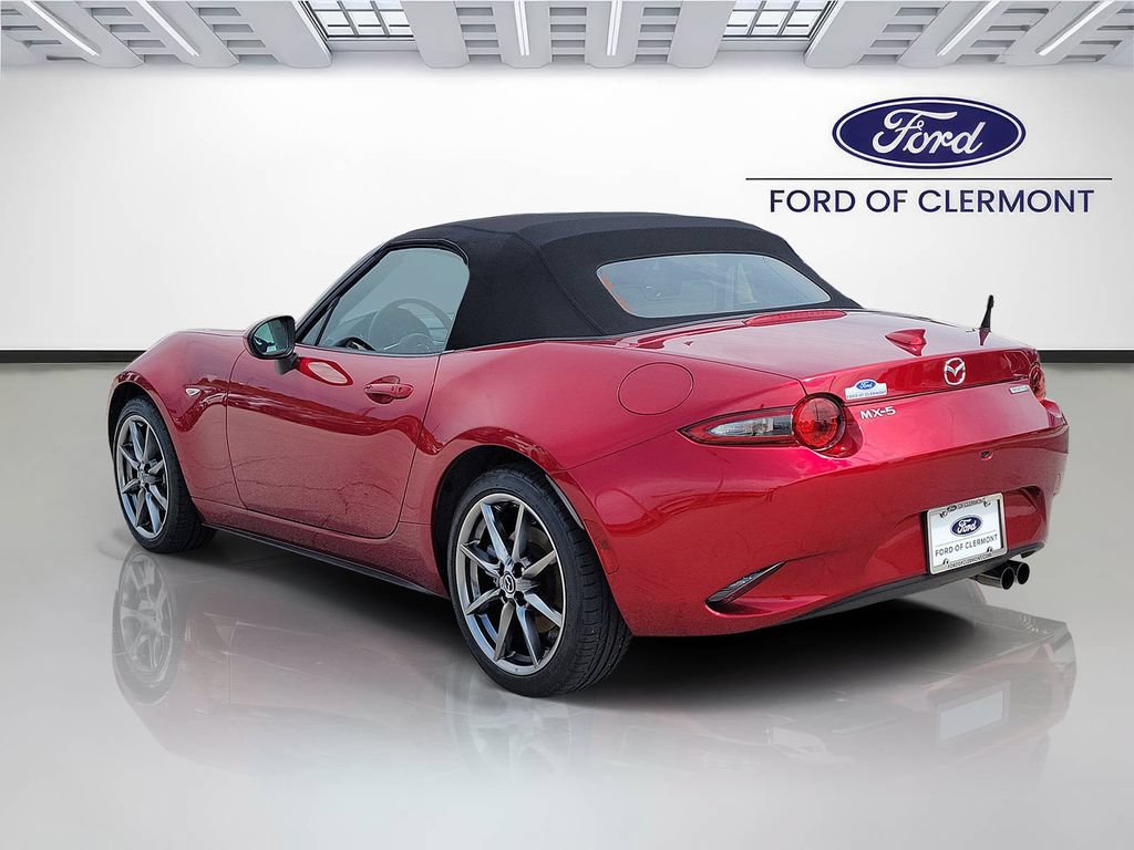 Used 2022 MAZDA MX-5 Miata Grand Touring w/ Weather Package RWD image 3