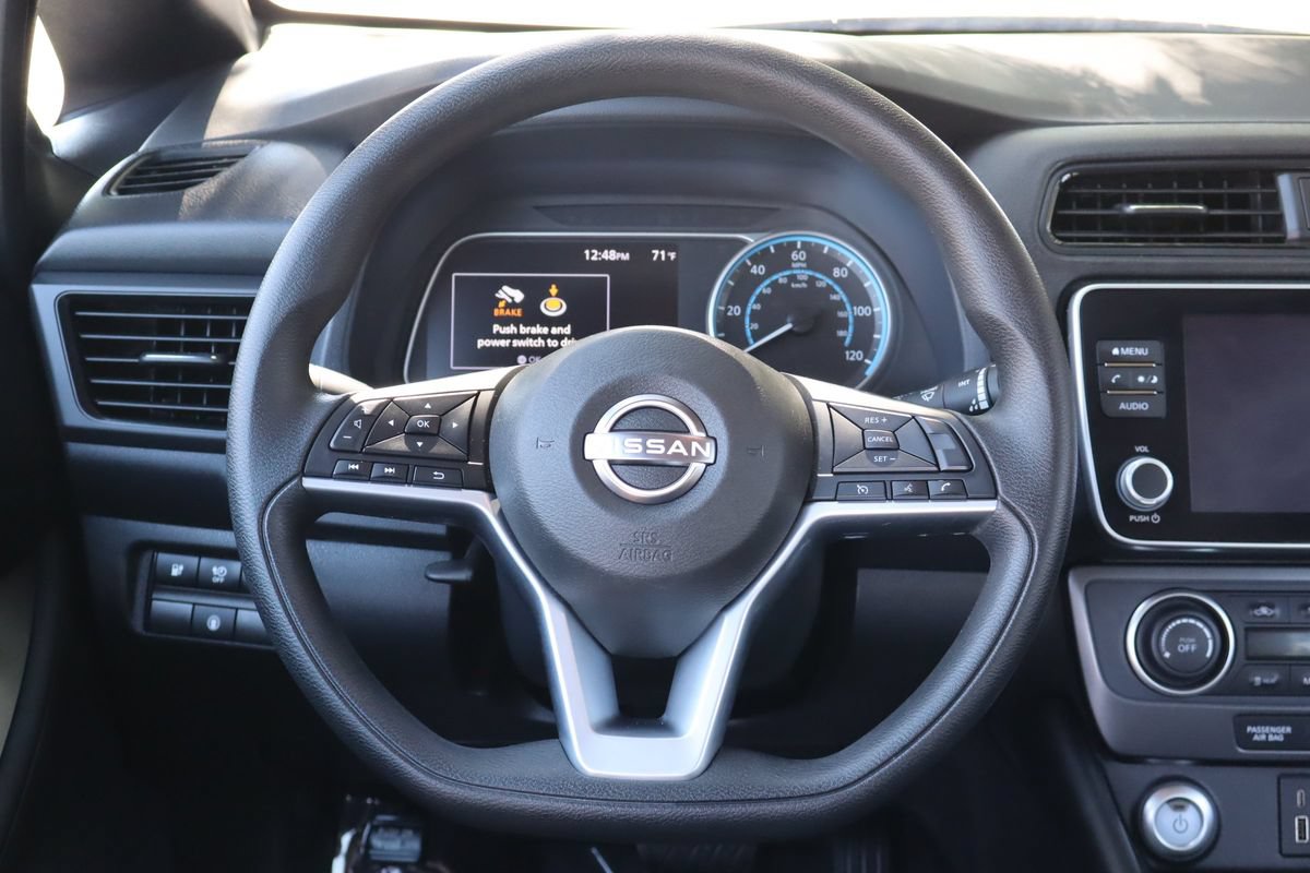 Used 2025 Nissan Leaf S FWD image 18