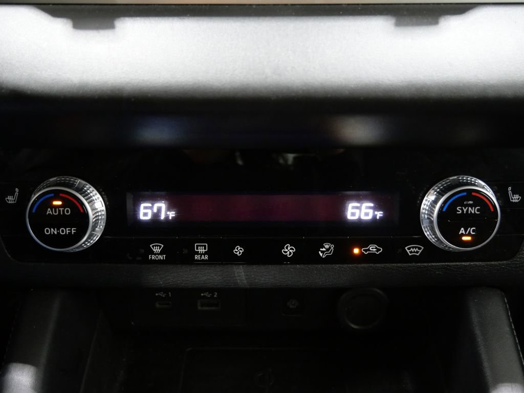 Used 2024 Mitsubishi Outlander SE AWD/4WD image 19