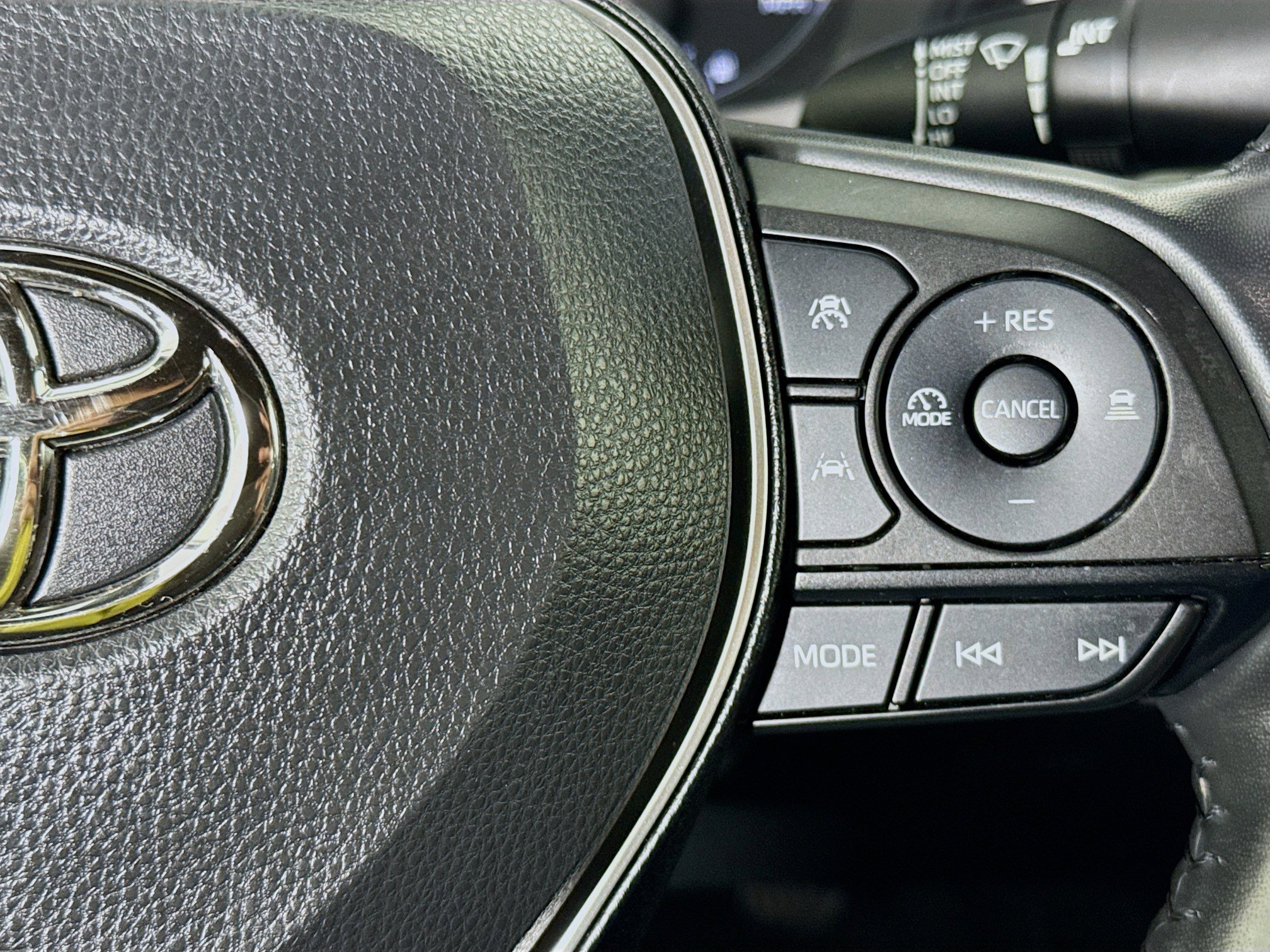 Used 2023 Toyota Corolla SE FWD image 14